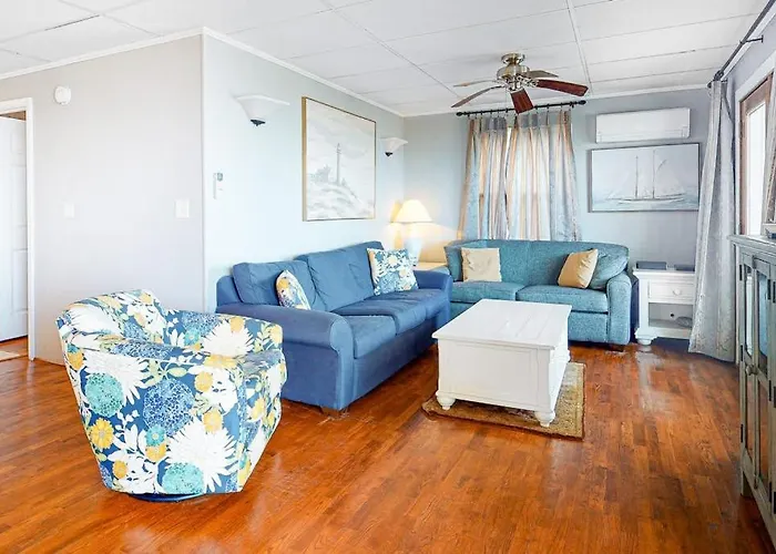Hébergement de vacances Oceanfront Happy House Duplex With Wifi Washer & Dryer Ocean Views & Access