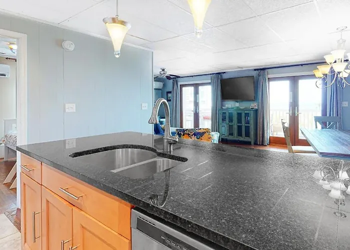 Oceanfront Happy House Duplex With Wifi Washer & Dryer Ocean Views & Access Ocean City