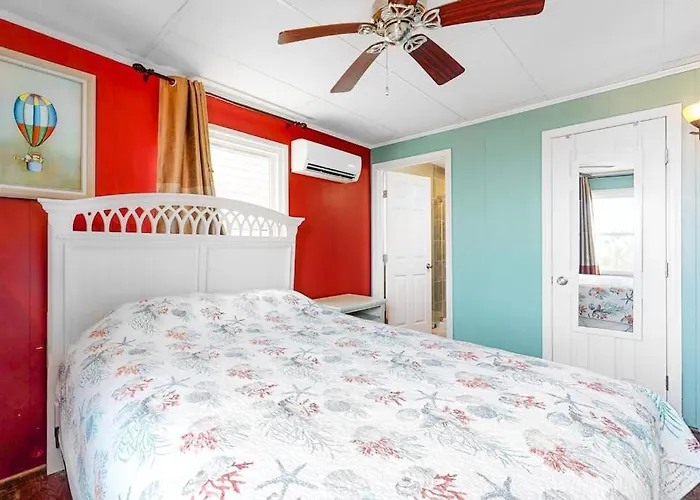 Oceanfront Happy House Duplex With Wifi Washer & Dryer Ocean Views & Access Holiday home *